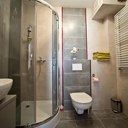 Incognito * 斯克拉斯卡波伦巴